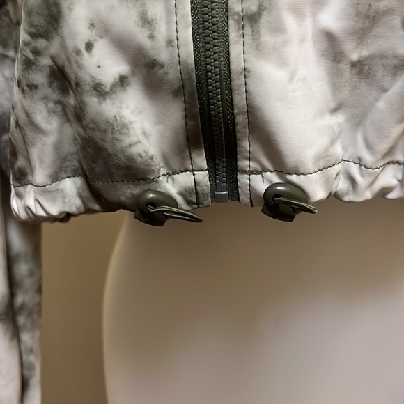 NWOT Zara Size Small Tie Dye Cropped Zip Jacket Drawstring Waist High Neck Olive - Picture 4 of 5